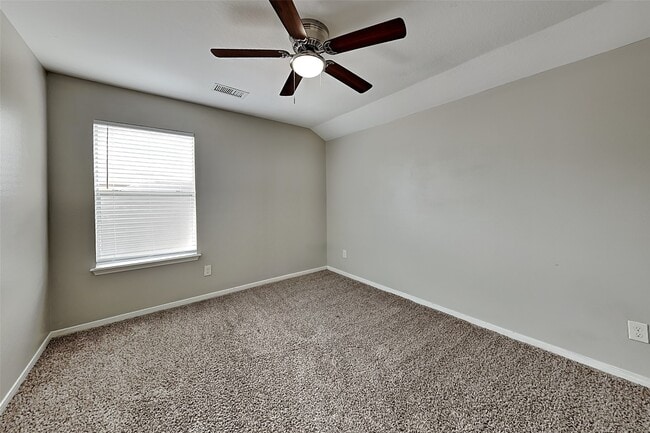 Photo - 2331 Trotter Dr