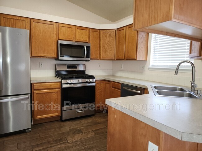 Photo - 347 Buckeye Ave