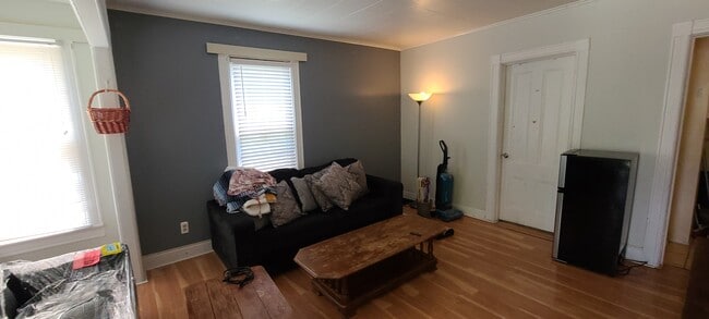 Photo - 19 Walnut St