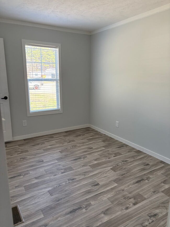 Photo - 127 Hubert Blvd