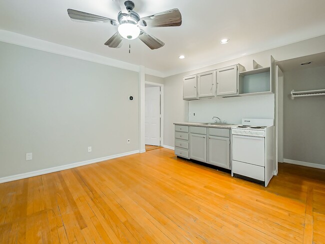 Photo - 3170 Dixie Hwy Unit Apt D