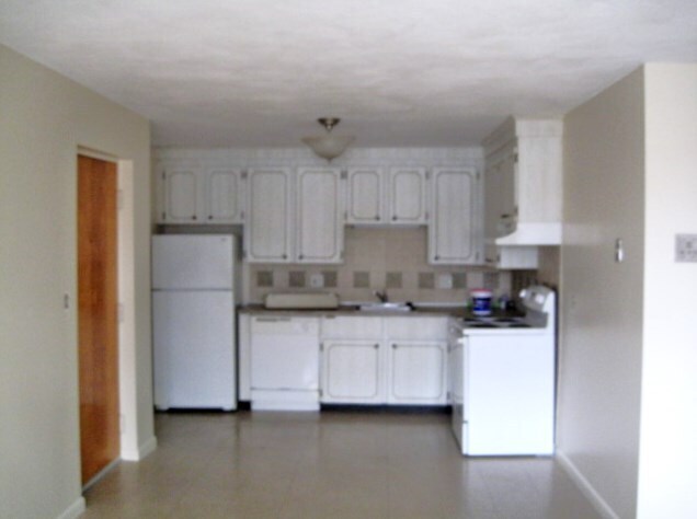 Building Photo - 166 Lexington St Unit 1