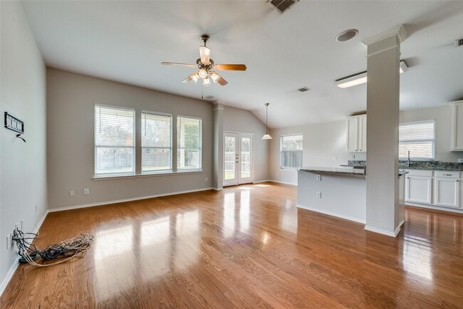 Photo - 5909 Paloma Blanca Dr