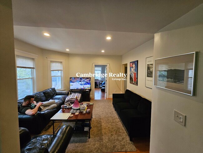 Photo - 11 Winter Hill Rd Unit 2T