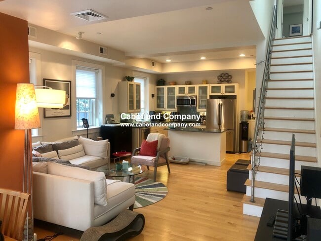 Photo - 75 Hamilton St Unit 11