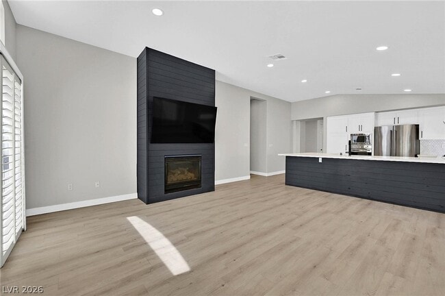 Photo - 9413 Mountainair Ave
