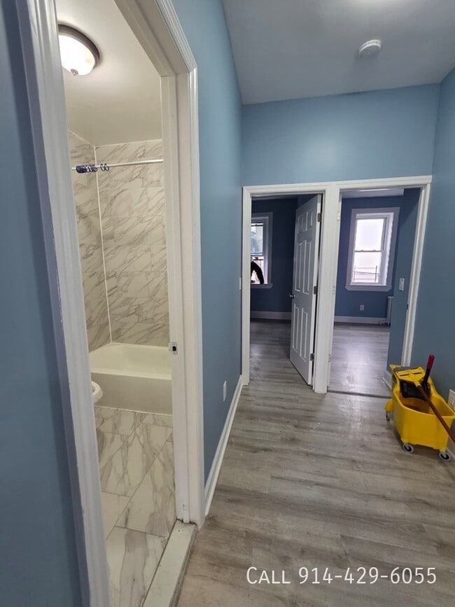 Photo - 194 1/2 Buena Vista Ave-