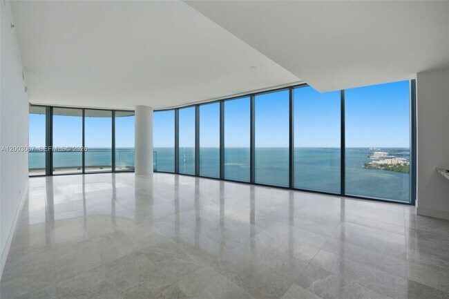 Photo - 175 SE 25th Rd Unidad 3302