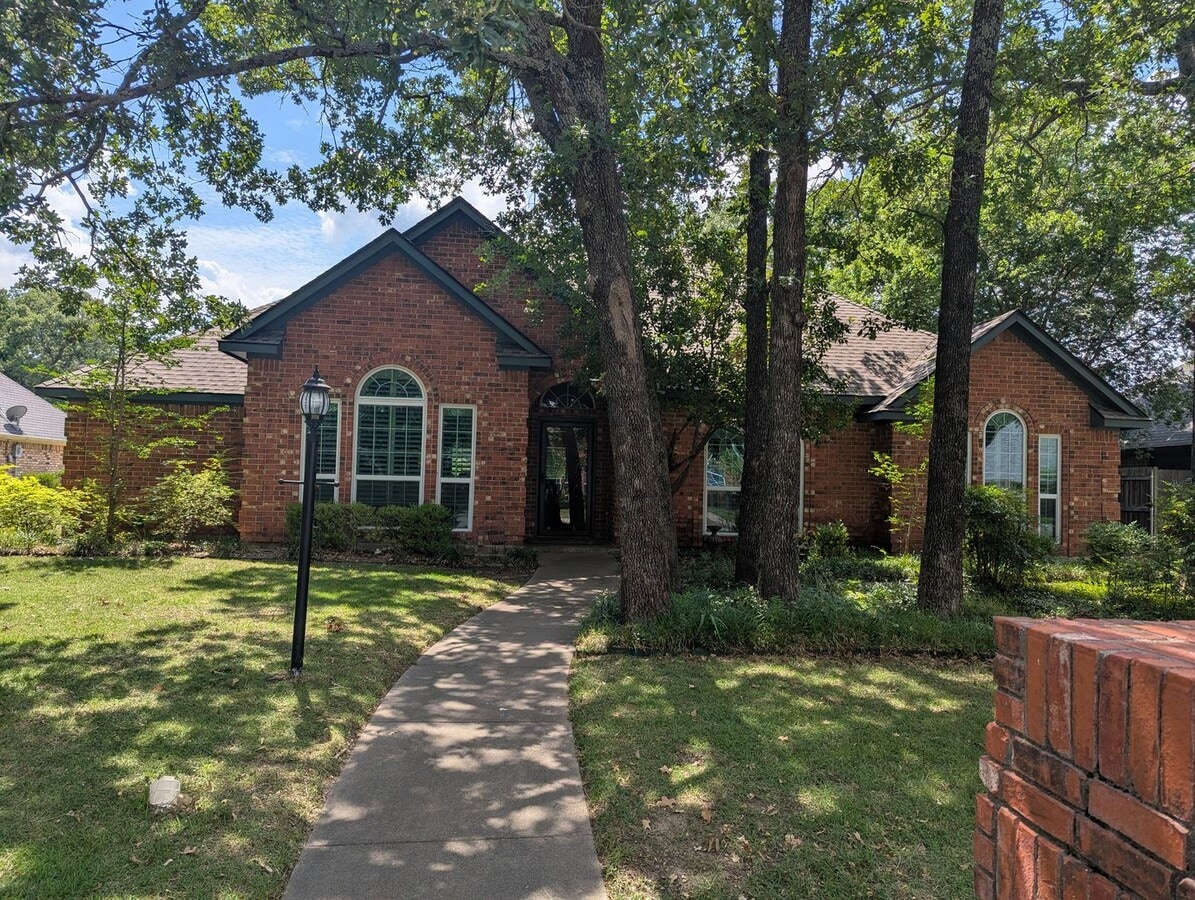 9806 Hunters Run-House - 9806 Hunters Run-House
