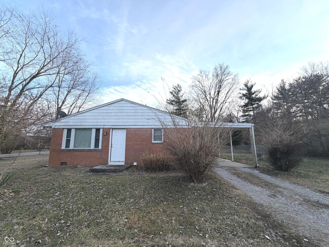 Building Photo - 2789 E Hanna Ave