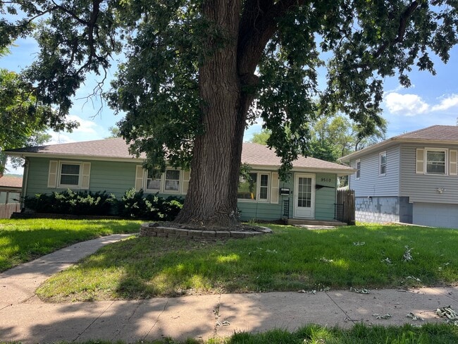 Building Photo - 9510 N 31st St
