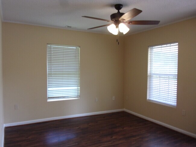 Photo - Recently Updated 2 Bedroom 1 Bath Home