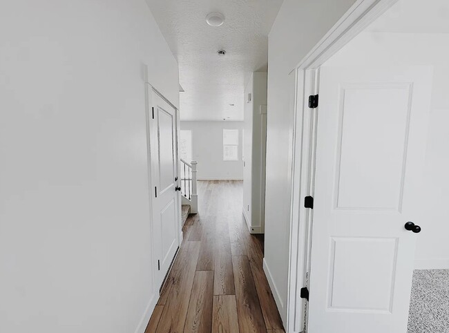 Photo - 5478 Orville St