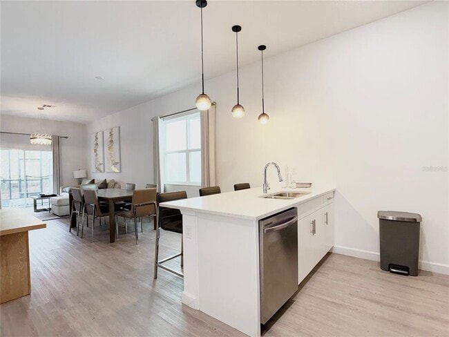 Photo - 332 Famagusta Dr