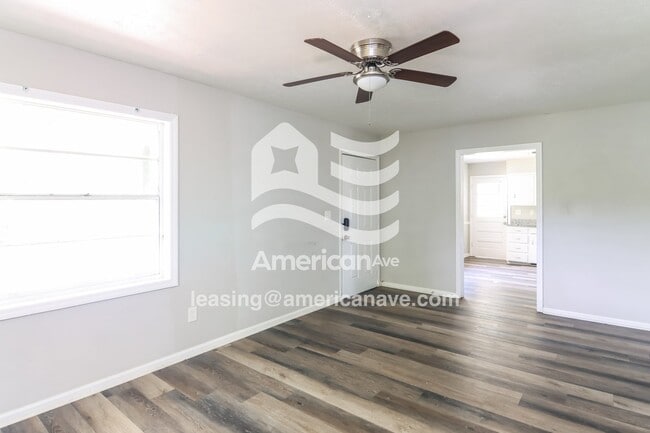Photo - 2230 Danbury Dr