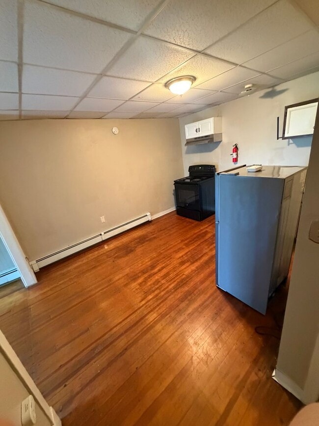 Photo - 136 Morton Ave Unit 3