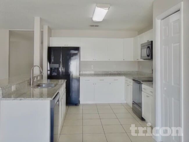 Photo - 3247 Amberley Park Cir