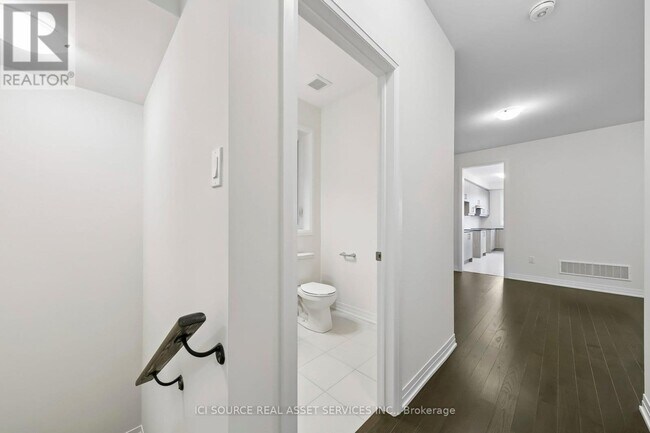 Photo - 23 Mayhew Ln