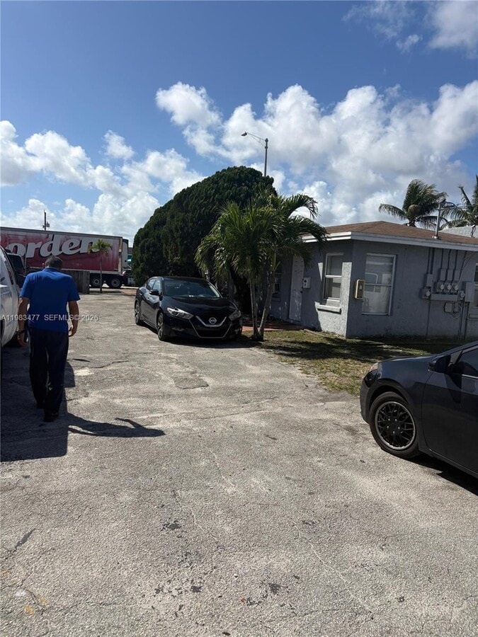 Photo - 300 NW 16th St Unidad 5