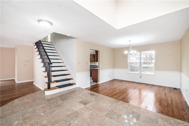 Photo - 1369 Nykiel Ct