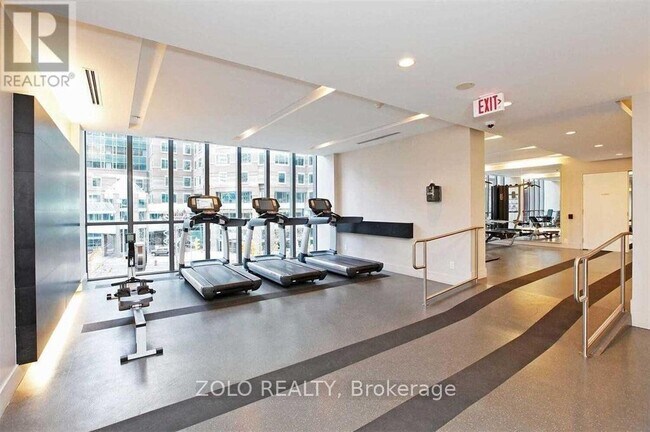 Photo - 110 Charles St E Unit 1407