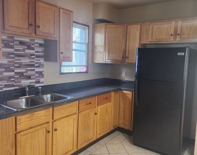Photo - 208 S Illinois St Unit 2