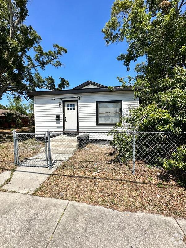 Building Photo - 1426 40th St S Rental