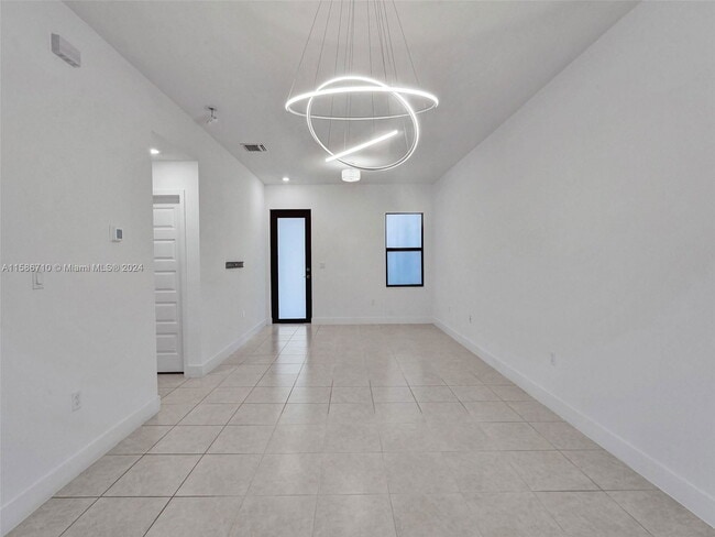 Photo - 8195 NW 104th Ave