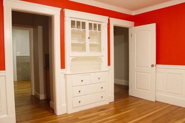 Photo - 45-47-47 Coolidge Rd