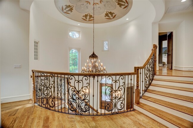 Photo - 5015 Jason St