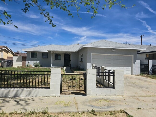1415 Boyden Ave
