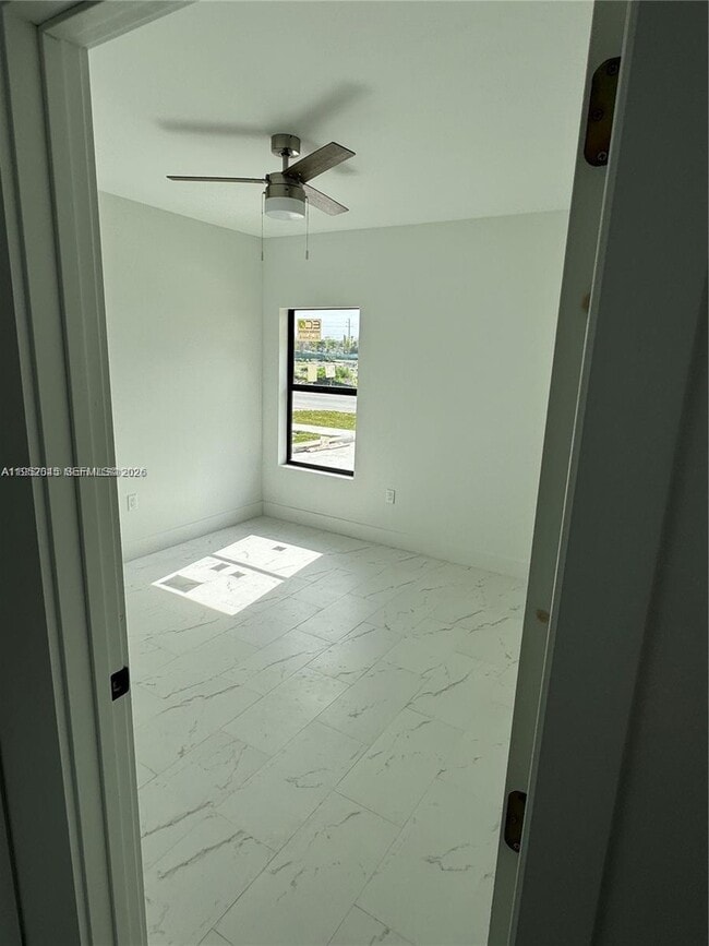 Photo - 325 NW 11th St Unit A