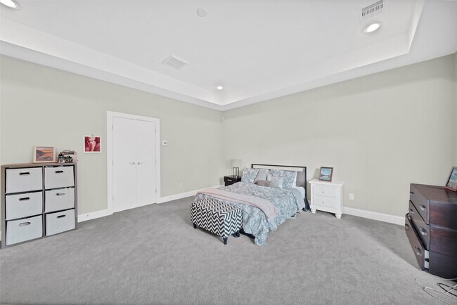 Photo - 1264 Morris St