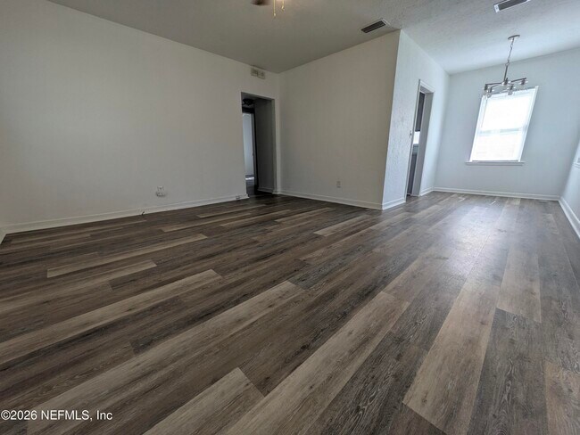 Photo - 3602 Ernest St