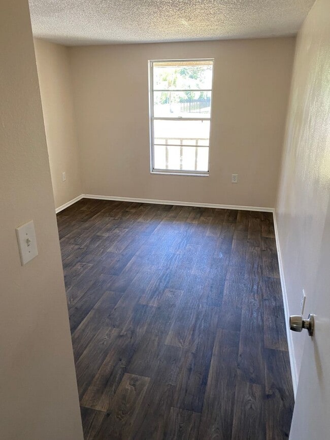 Photo - Charming 2BR Condo in Bradenton