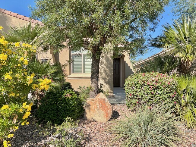 Photo - 81952 Avenida Bienvenida