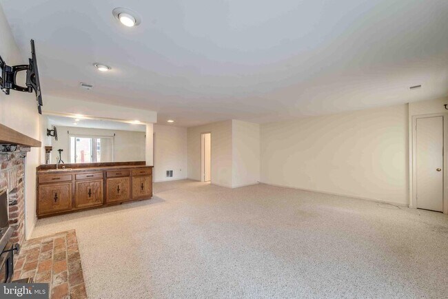 Photo - 7713 Bristol Square Ct