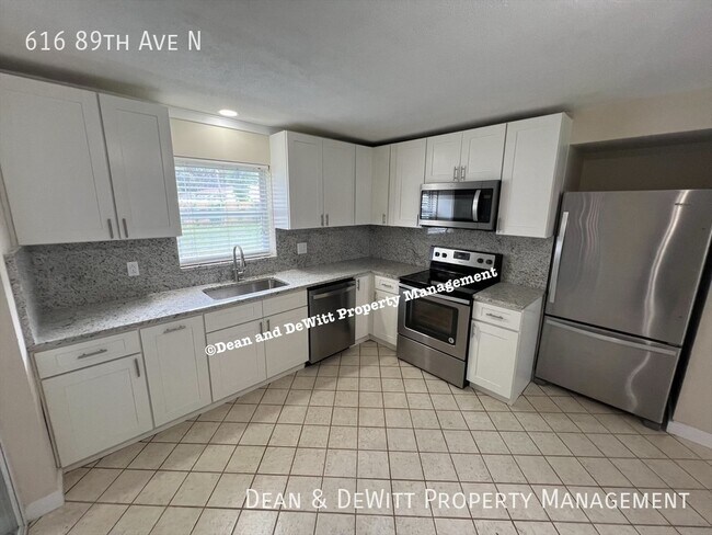 Photo - 616 89th Ave N