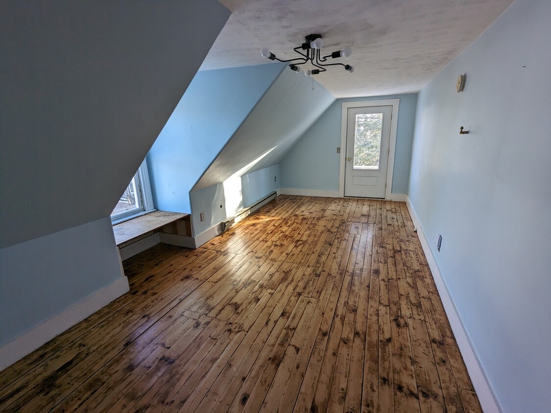 Photo - 56 Rackleff St (Portland, ME)