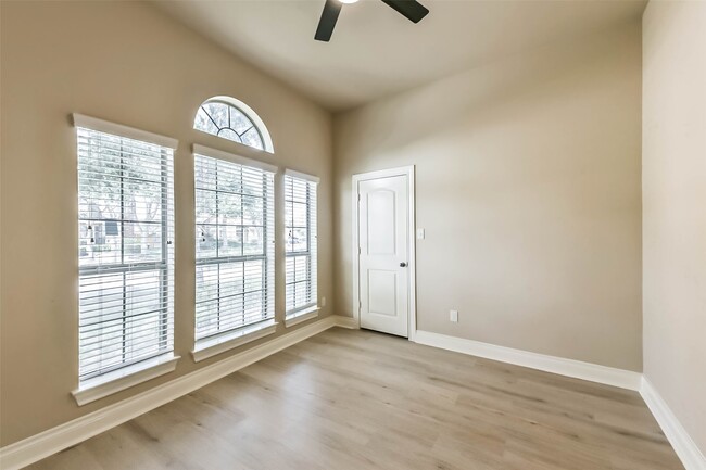 Photo - 13010 Gentle Water Dr