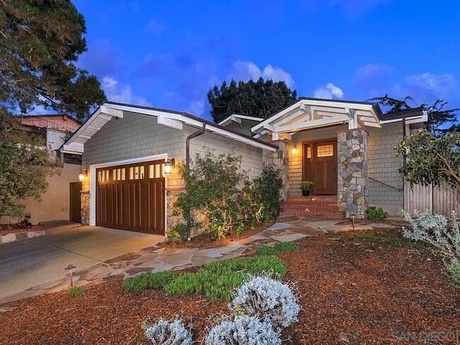 Ideal Location w/ Ocean Views - Perfect Sp... - Ideal Location w/ Ocean Views - Perfect Sp... Casa