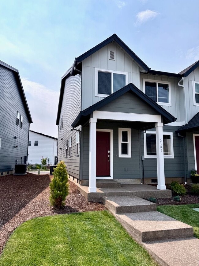 Photo - Brand-New 3-Bedroom End-Unit Townhome in Woodburn