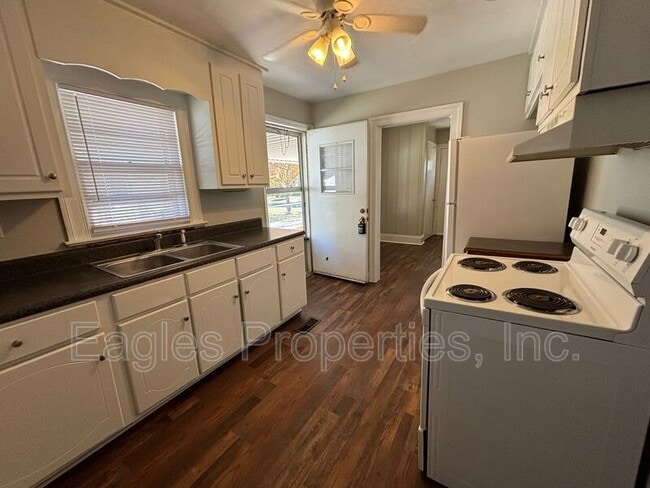 Photo - 1203 Edgerton St