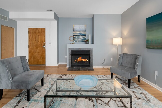 Photo - 1808 S Michigan Ave Unit 12