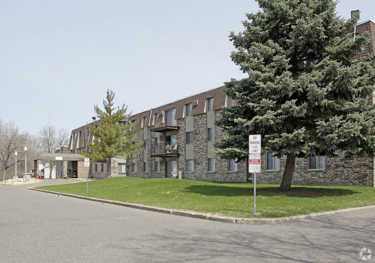 Ridgecrest Apartments - Ridgecrest Apartments