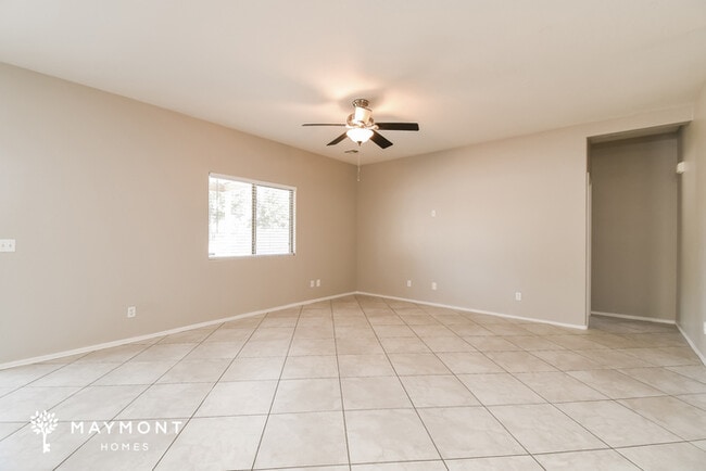 Photo - 2140 E Connemara Dr