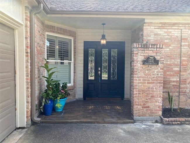 Photo - 1231 Creekford Cir