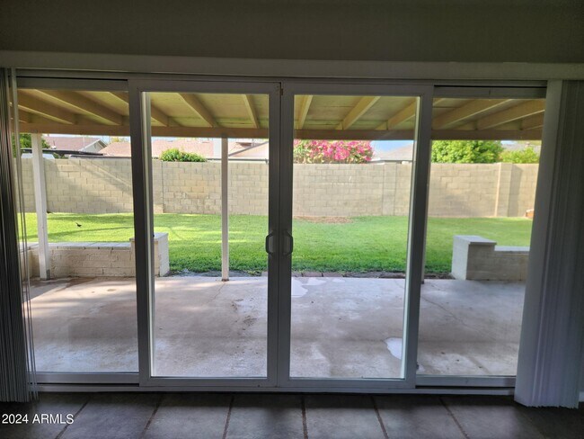 Photo - 3010 E Mitchell Dr