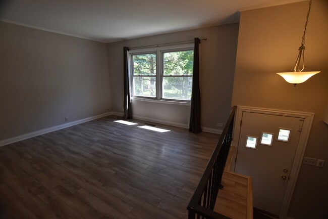 Photo - 7852 Sprucewood Ave