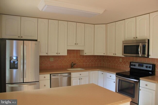 Photo - 8319 Sharon Dr